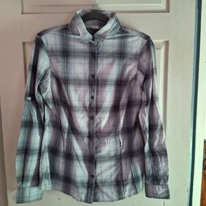 Duluth Trading Co Women's Flex Sidewinder Plaid Button Down Shirt Gray and Blue